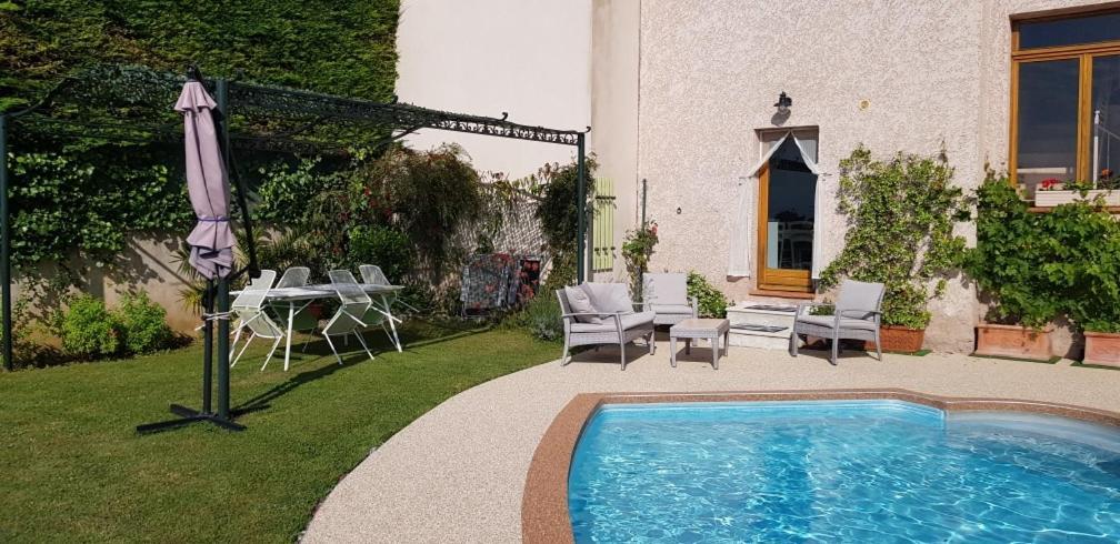 Studio-Mezzanine Dans Villa Cagnes-sur-Mer Exterior foto